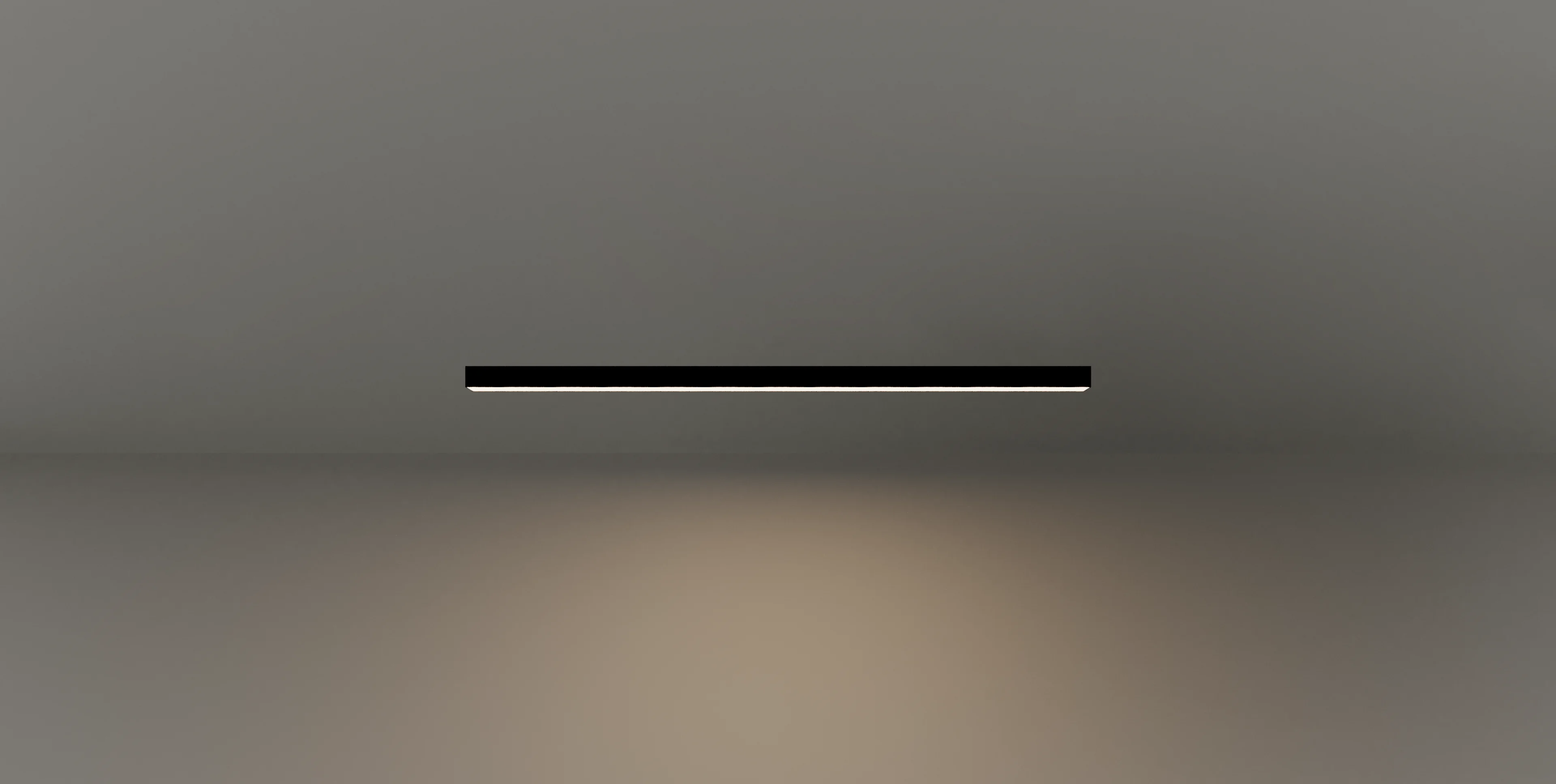 Deckenleuchte GERA Quadra in einem minimalistischen abgedunkelten Raum.